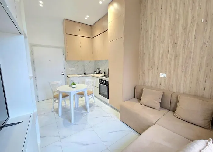 Center Unit For Rent Lejlighed *